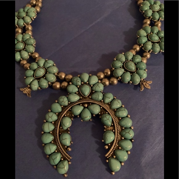 Turquoise Necklace - Picture 8 of 13